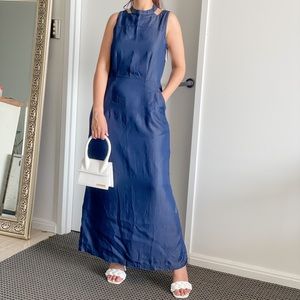 Chocker Neck detailing dress